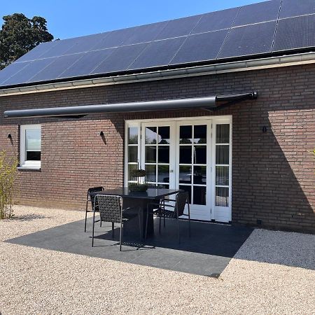 Bed En Wellness De Heyde Villa Veghel Buitenkant foto