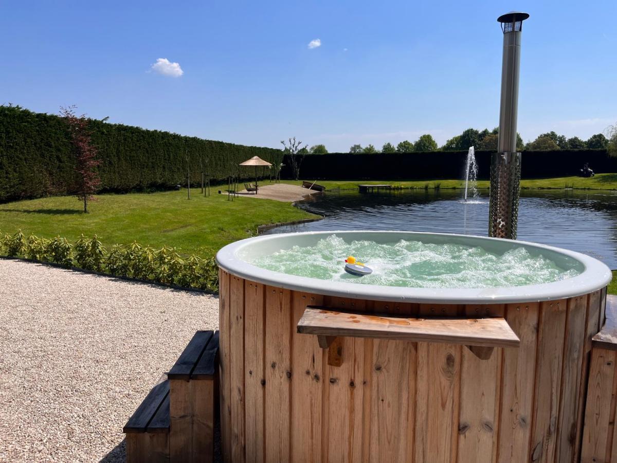 Bed En Wellness De Heyde Villa Veghel Buitenkant foto